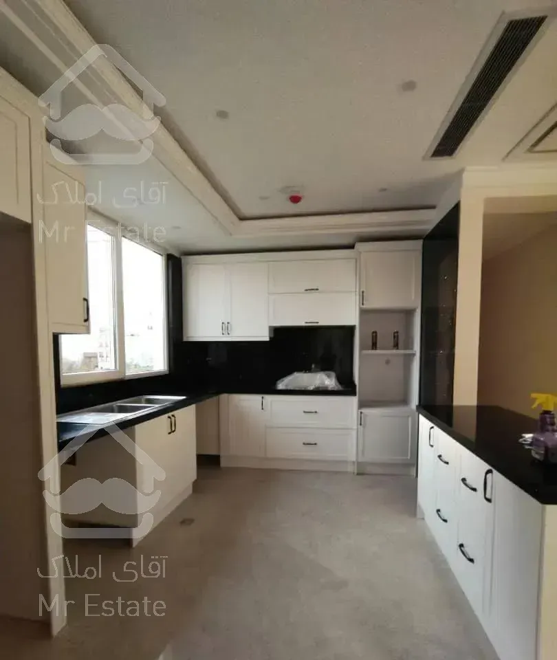 ۱۰۰ متر دربند با ویو ابدی  و بدون مشرف