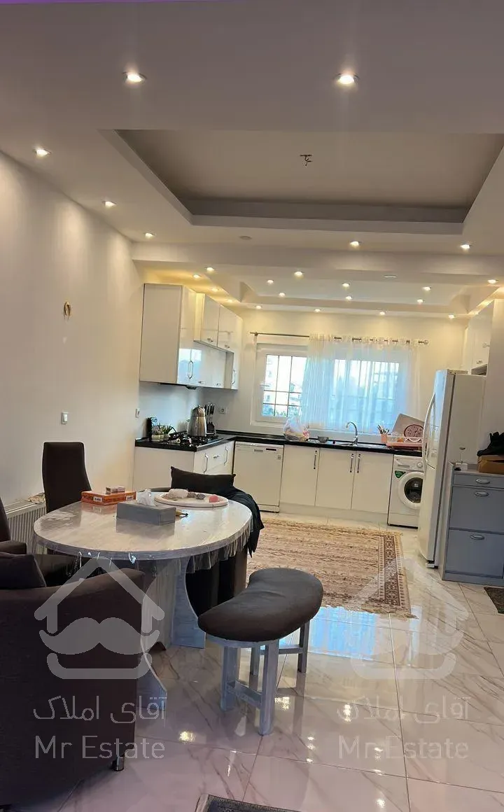 آپارتمان ۱۱۰متری در دریا گوشه