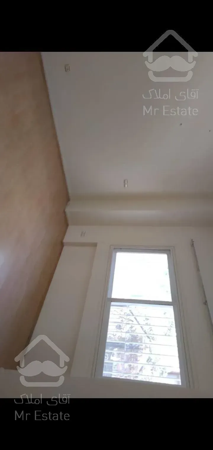 ۲۴۰ متر باغ فردوس ۳ خوابه