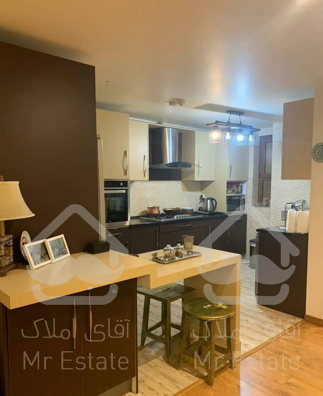 آجودانیه 176 متر ، 3 خواب