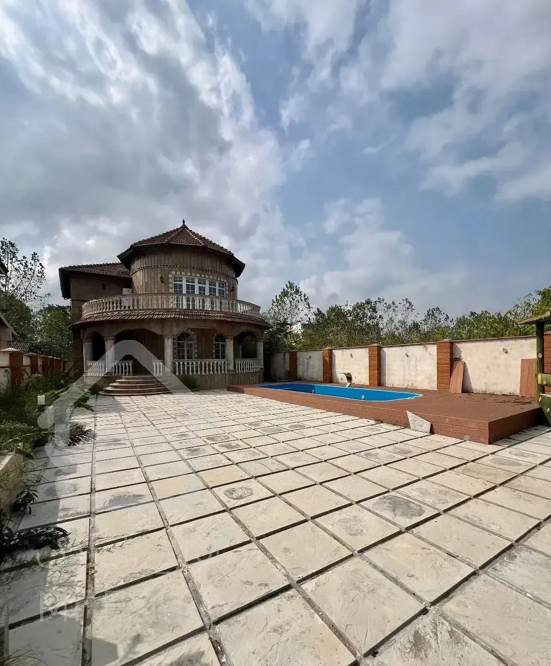 ویلادوبلکس استخر دار باسوناخشک ووان جکوزی زیباکنار