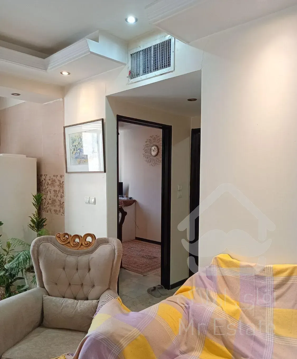 اجاره ی آپارتمان ۹۹ متری ۲ خواب ۶ ساله در ارم