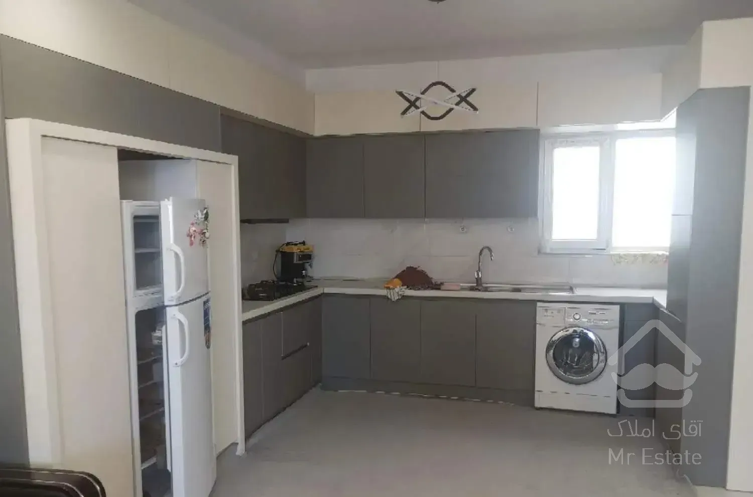 واحد 100 متر مبله طبقه 7 دید دریا شیک و بی نظیر