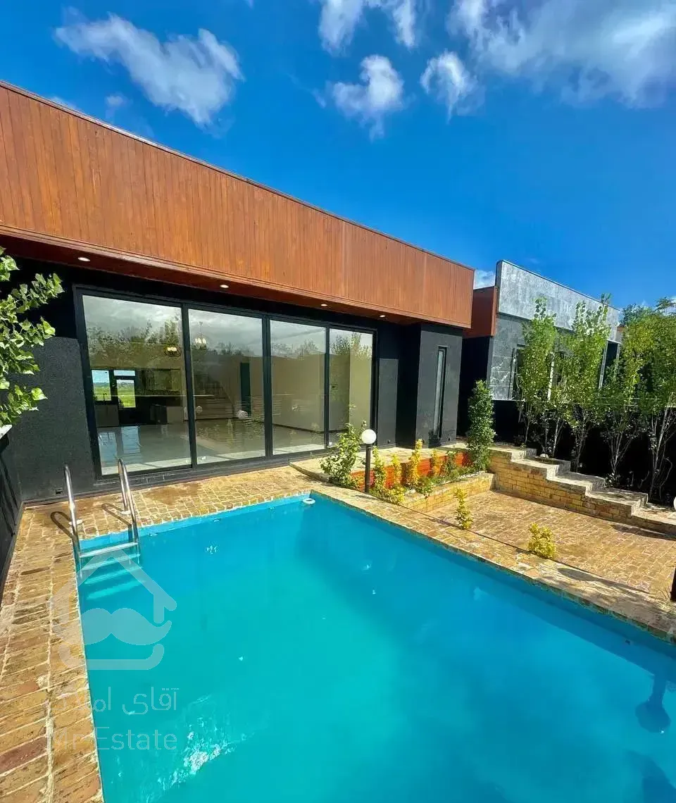 ویلا باغچه استخردار نوساز شهرکی سند تک‌برگ