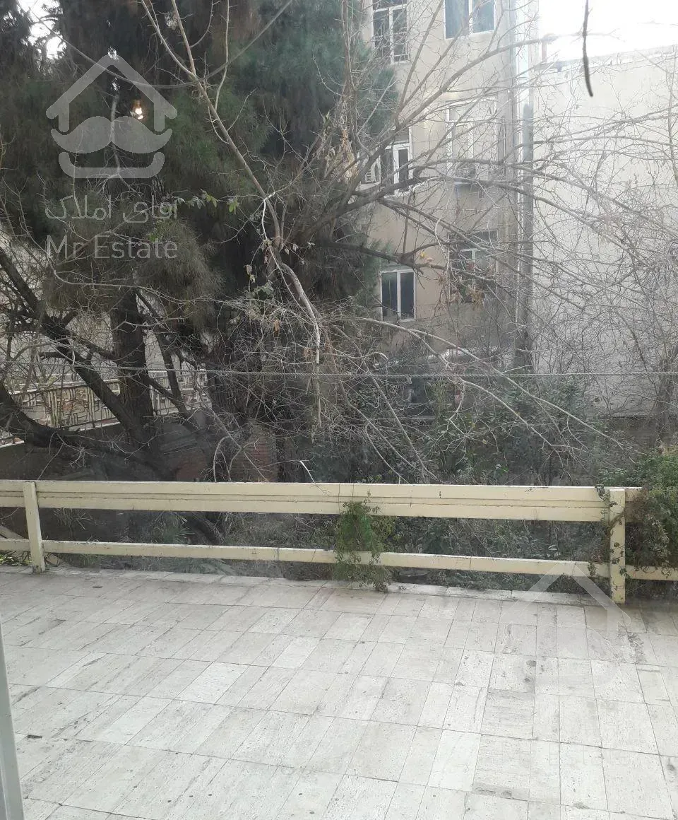 ۱۰۰متر صادقیه تخلیه. ۲خوابه خیابان کسرایی