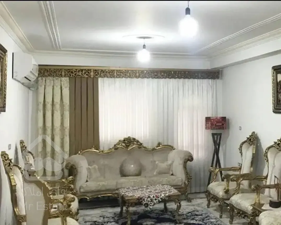 فروش آپارتمان ۱۰۶ متری ط۴با اسانسور سند دار