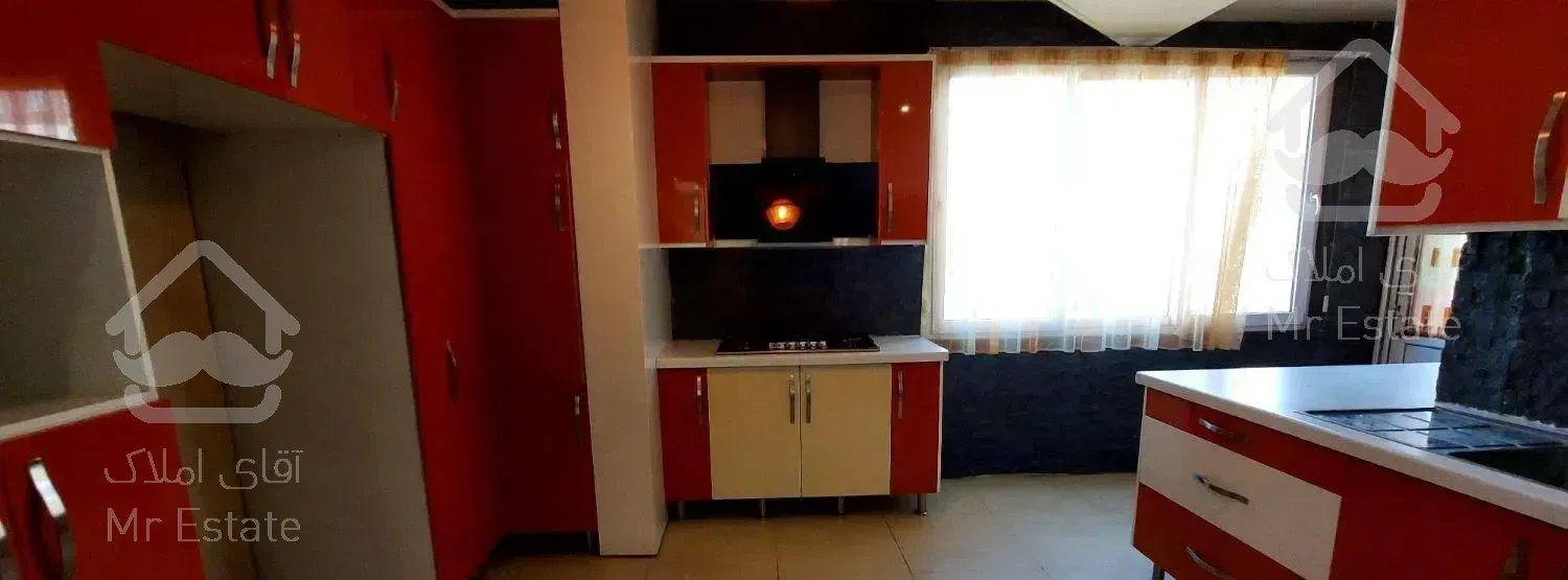 امیرآباد بالای جلال ۱۴۰ متر ۳ خواب