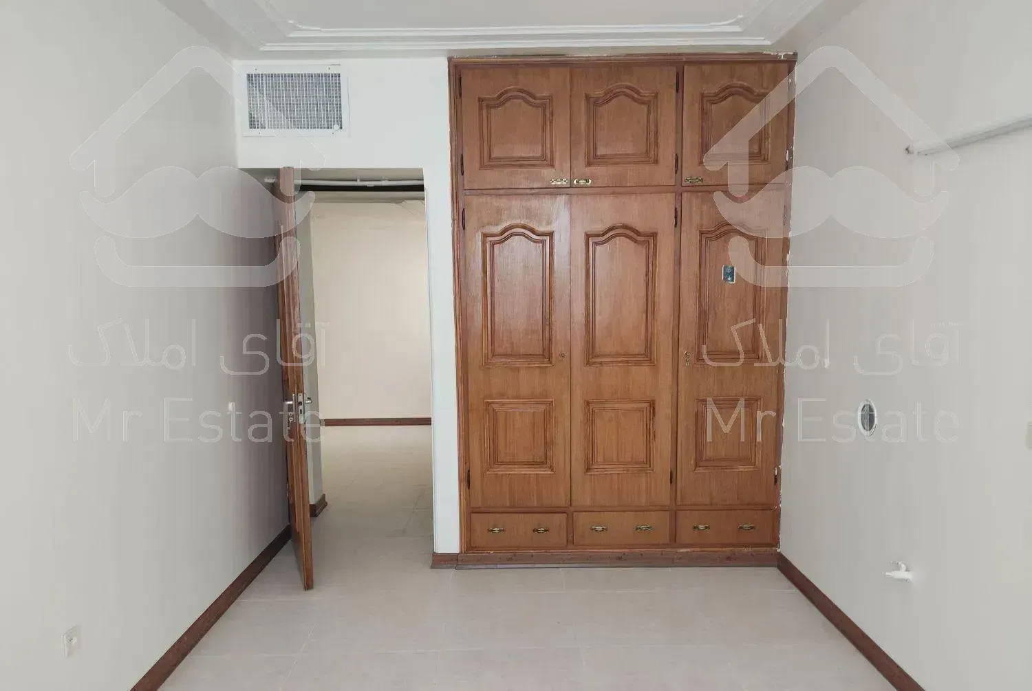 واحد 220متر چهارخواب جابرانصاری