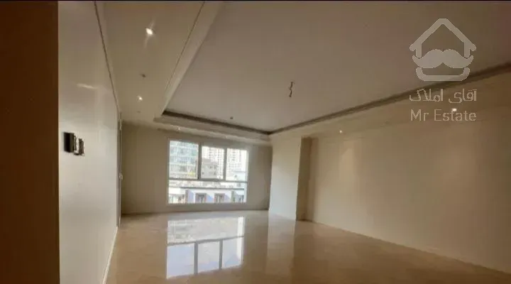 ۱۸۰ متر، کامرانیه شمالی، ۳ خ شیک