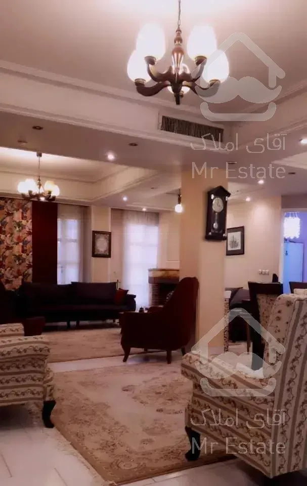 بزرگمهر شرقی/۱۳۰متر۳خواب/فول امکانات