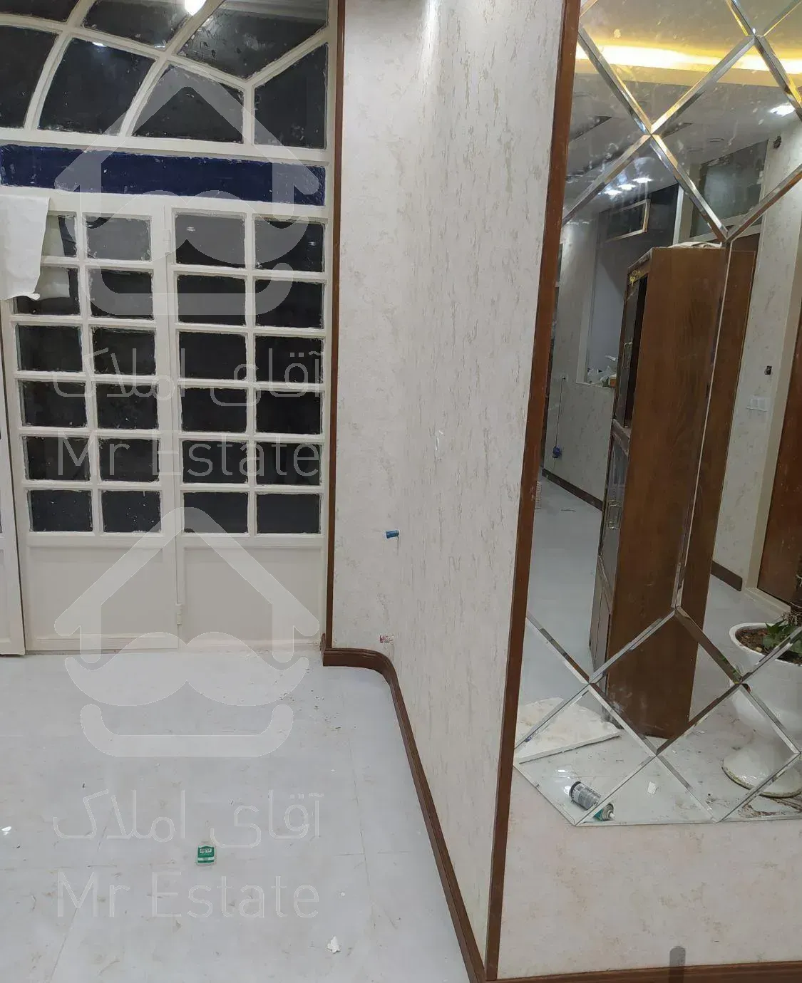 نصب انواع قرنیز. چوب ترمو و پی وی سی حتی بیرون شهر