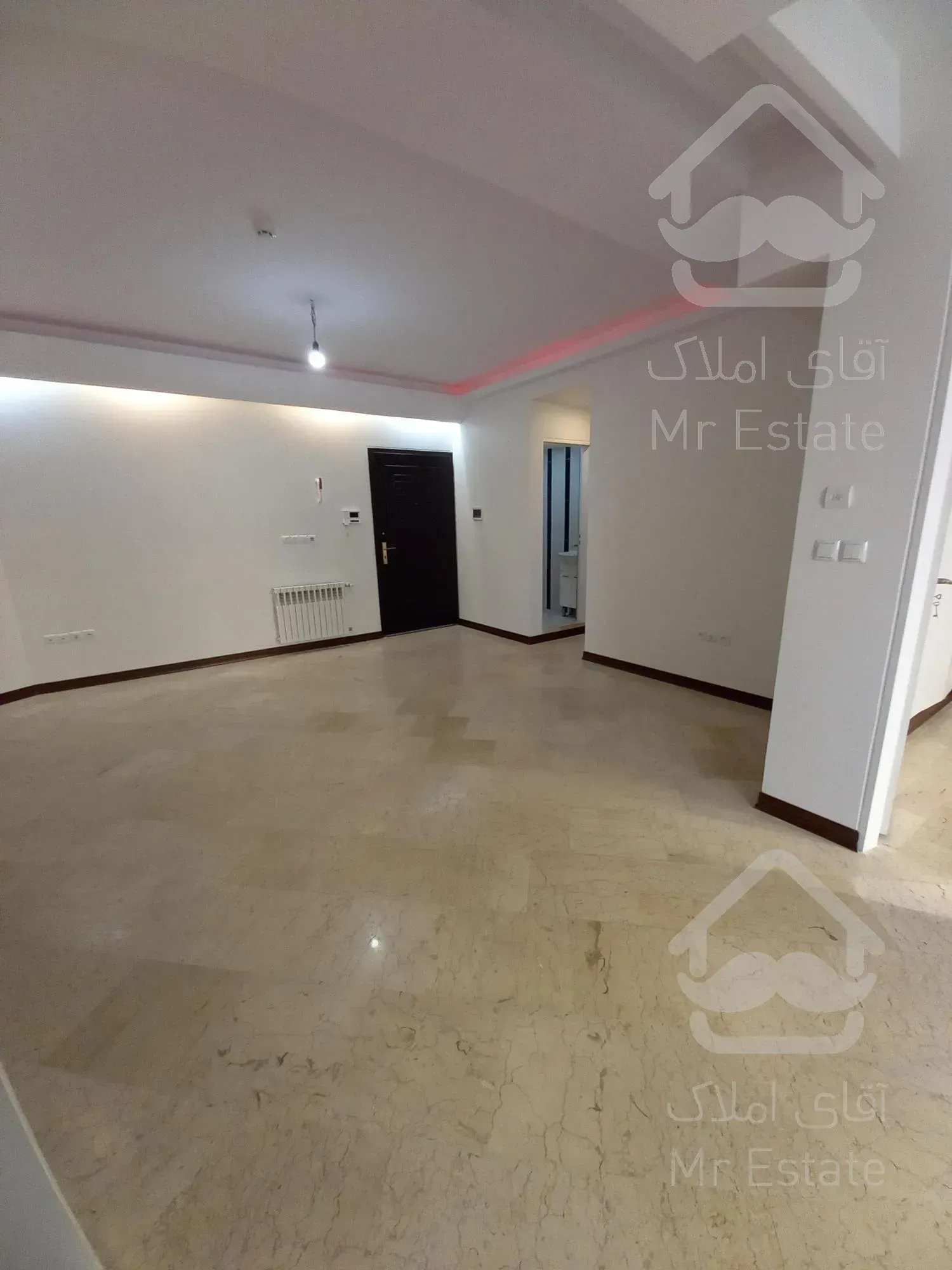 ۵۴متر کم سن در پونک اشرفی اصفهانی