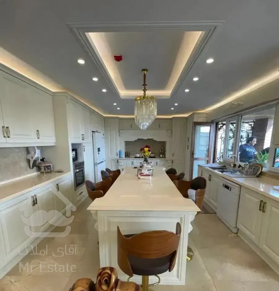 ۱۷۸متر/تک واحدی/۲پارکینگ باکس/پارک تهران ویلا