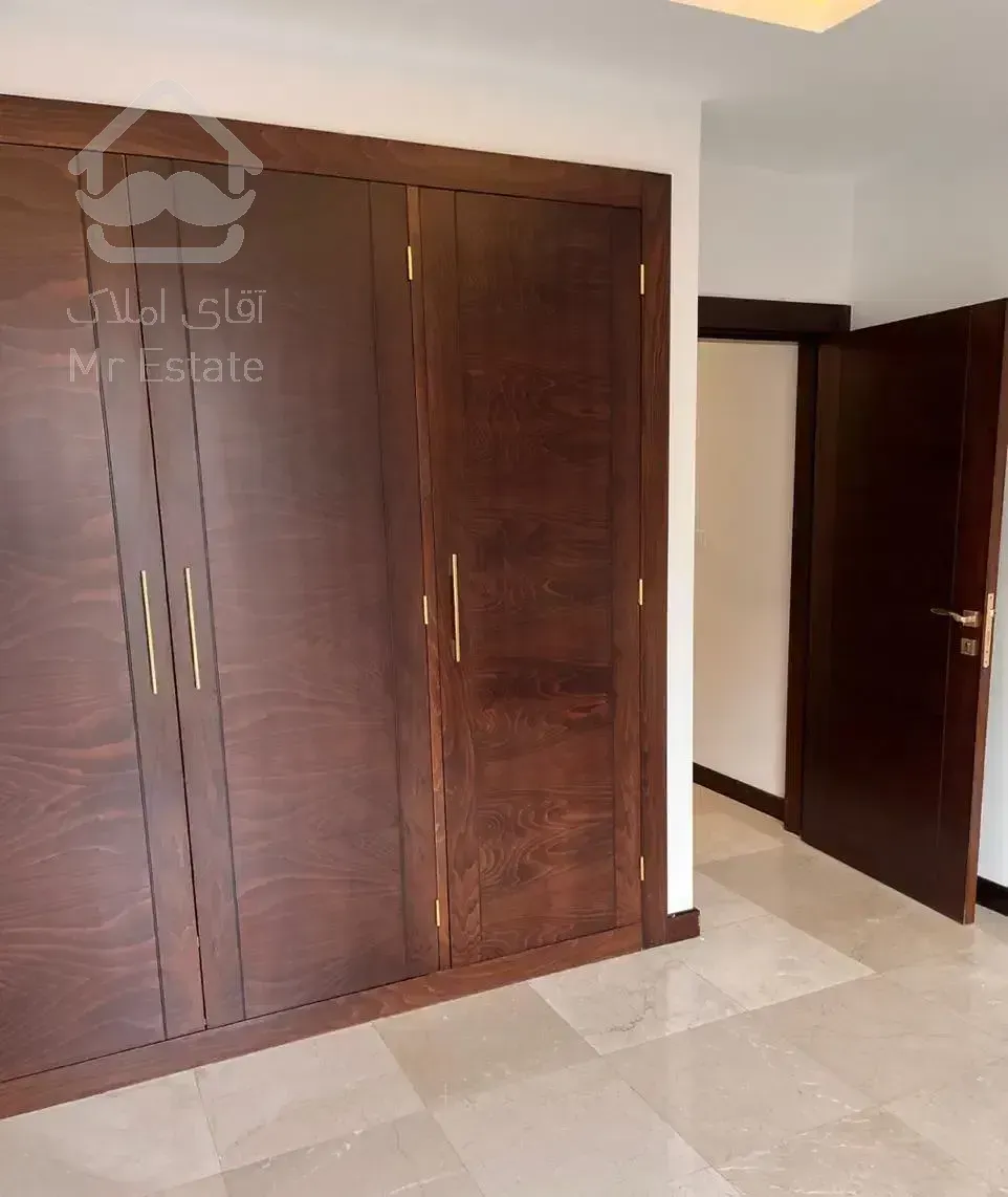 ۱۱۸متر نوساز فول مشاعات (دسترسی عالی)