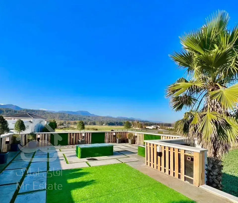 230متری*سنددار*شهرک با اصالت و قدیمی