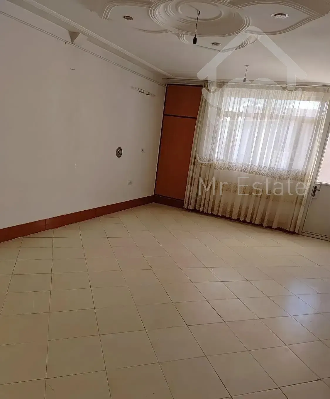 طبقه دوم ۱۱۰ متری خیابان نرجس