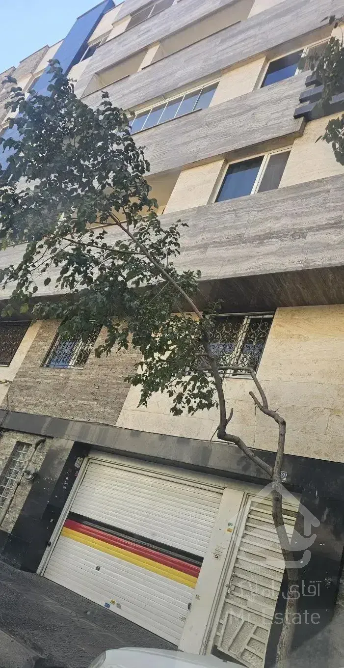 ۱۰۰ متر نارمک فرجام  عبادی  احد زاده با پارکینگ