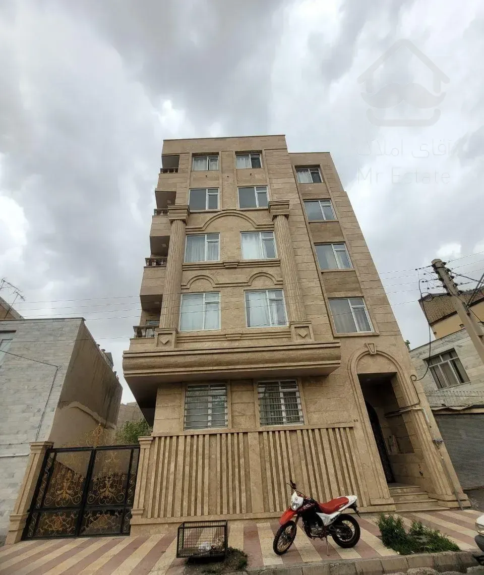 آپارتمان 175 متری قلب دروازه ارک