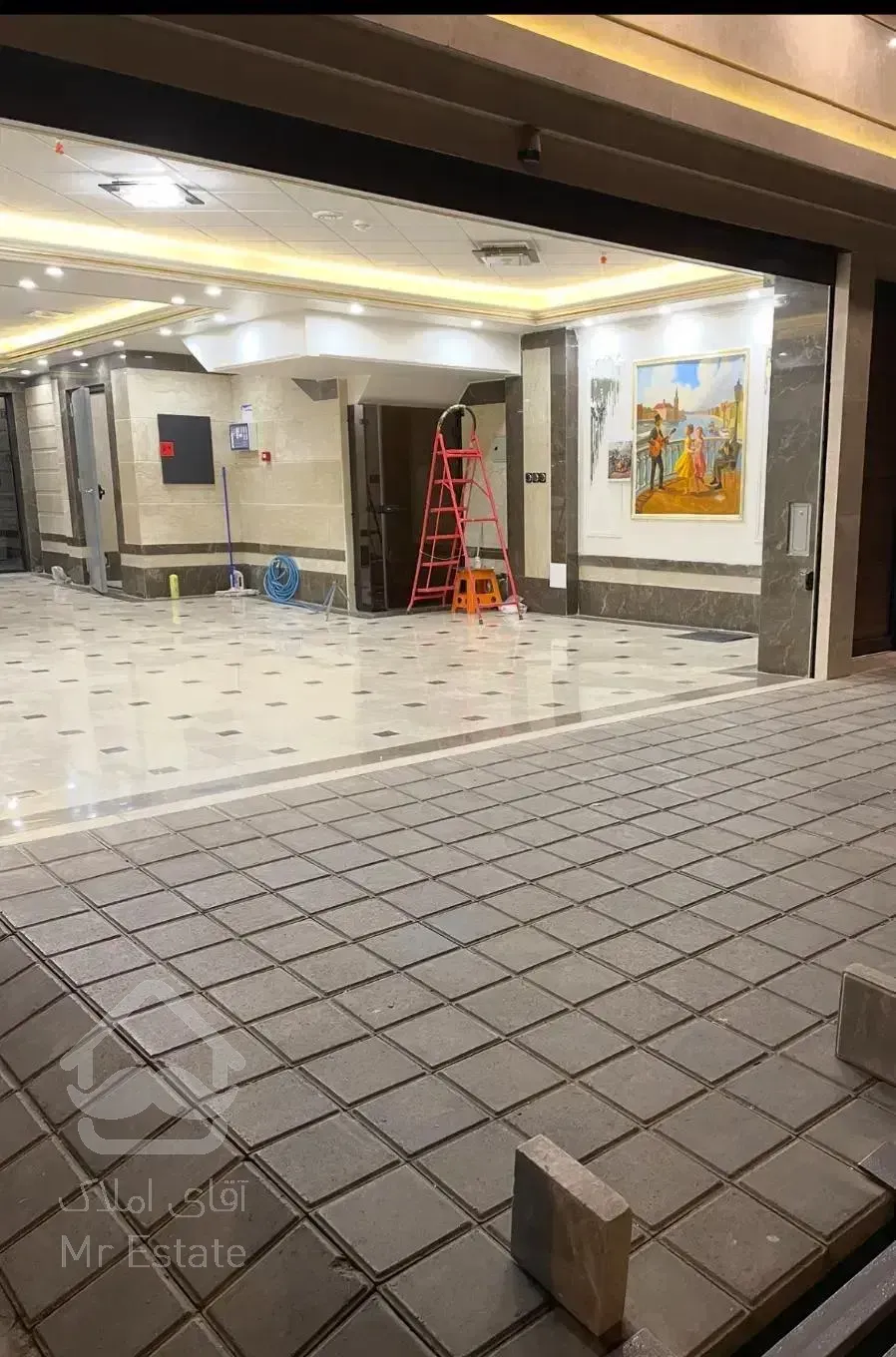 ۶۵ متر دو خواب کلاسیک