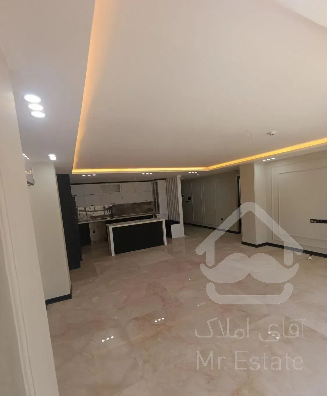 آپارتمان سه خواب شیک