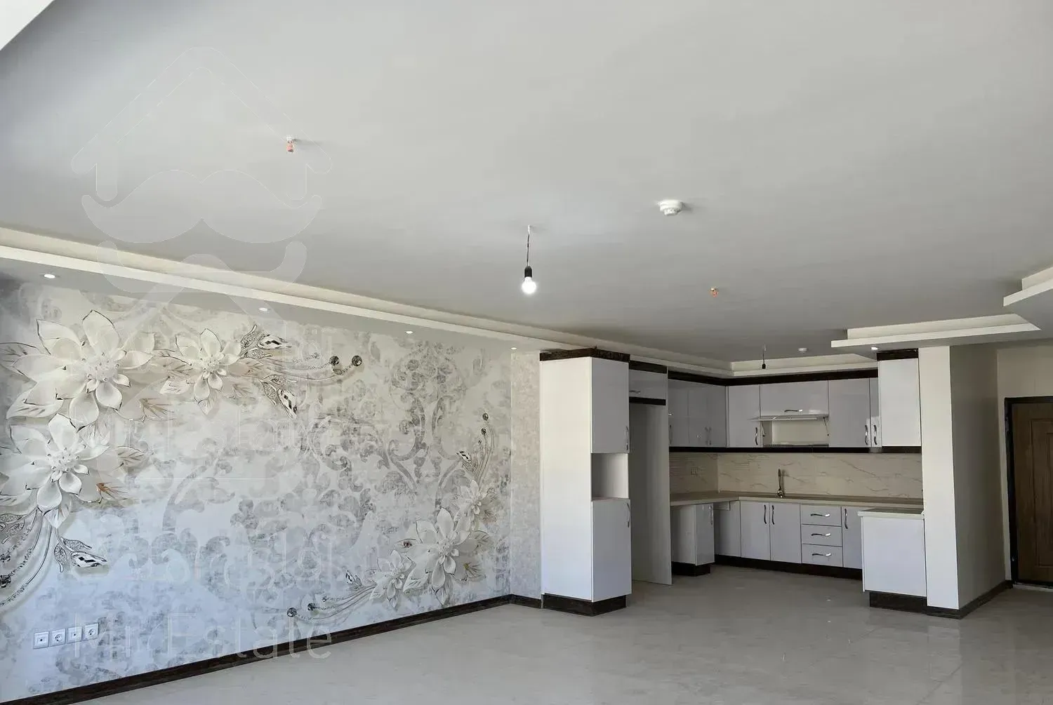 فروش اپارتمان ۱۷۰ متری خیابان گلخانه