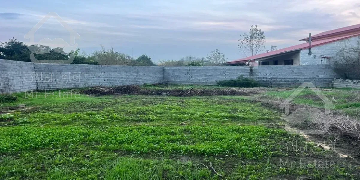 ملک تجاری -مسکونی300 متر -تا 7 طبقه قابل ساخت- جمهوری