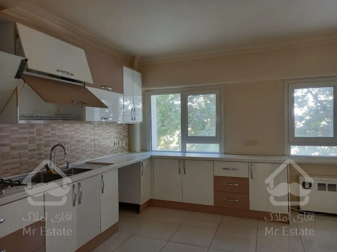 175 متر در فرعی دنج دروس