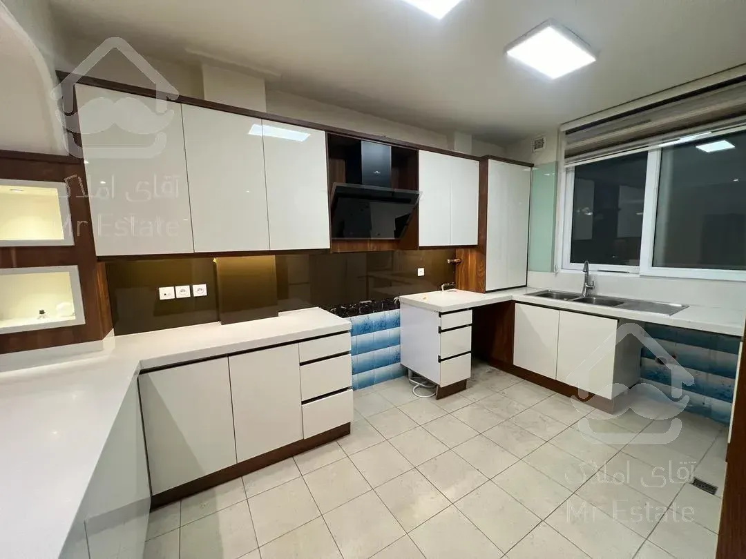 فروش اپارتمان 3 خوابه در میرداماد