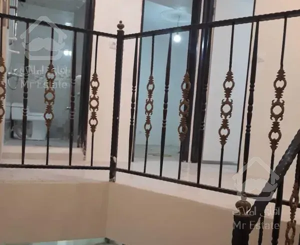 اپارتمان دو طبقه