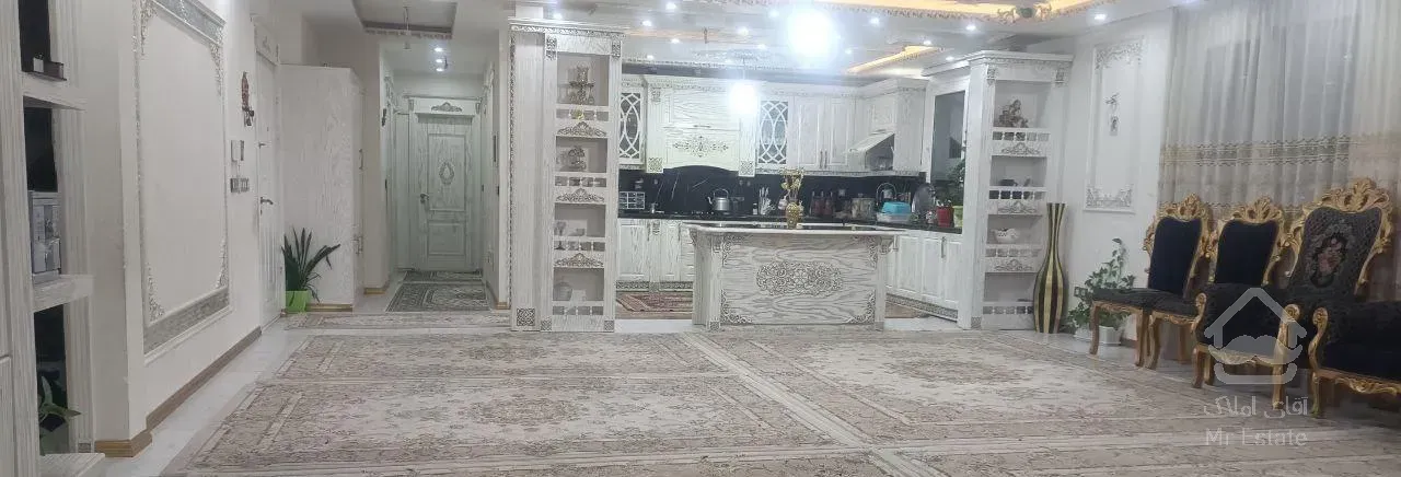 فروش آپارتمان ۲۲۰ متری ۴ خوابه در محله طلاب