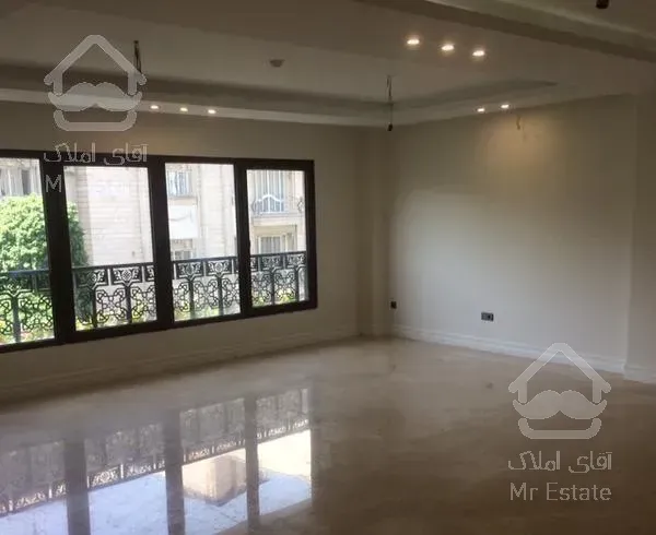 اپارتمان ۱۸۰ متری سه خوابه