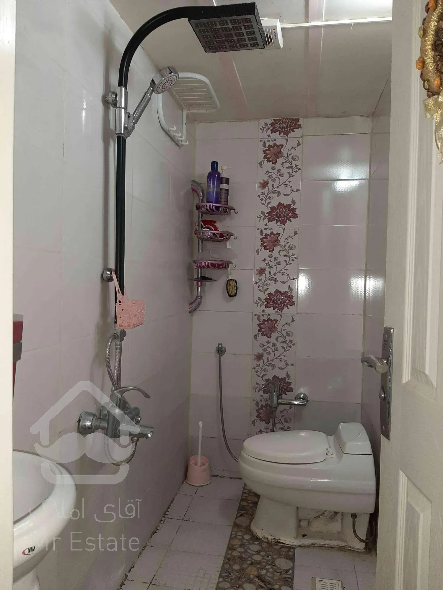 ۷۶ متری گوهردشت بلوار موذن سنددار