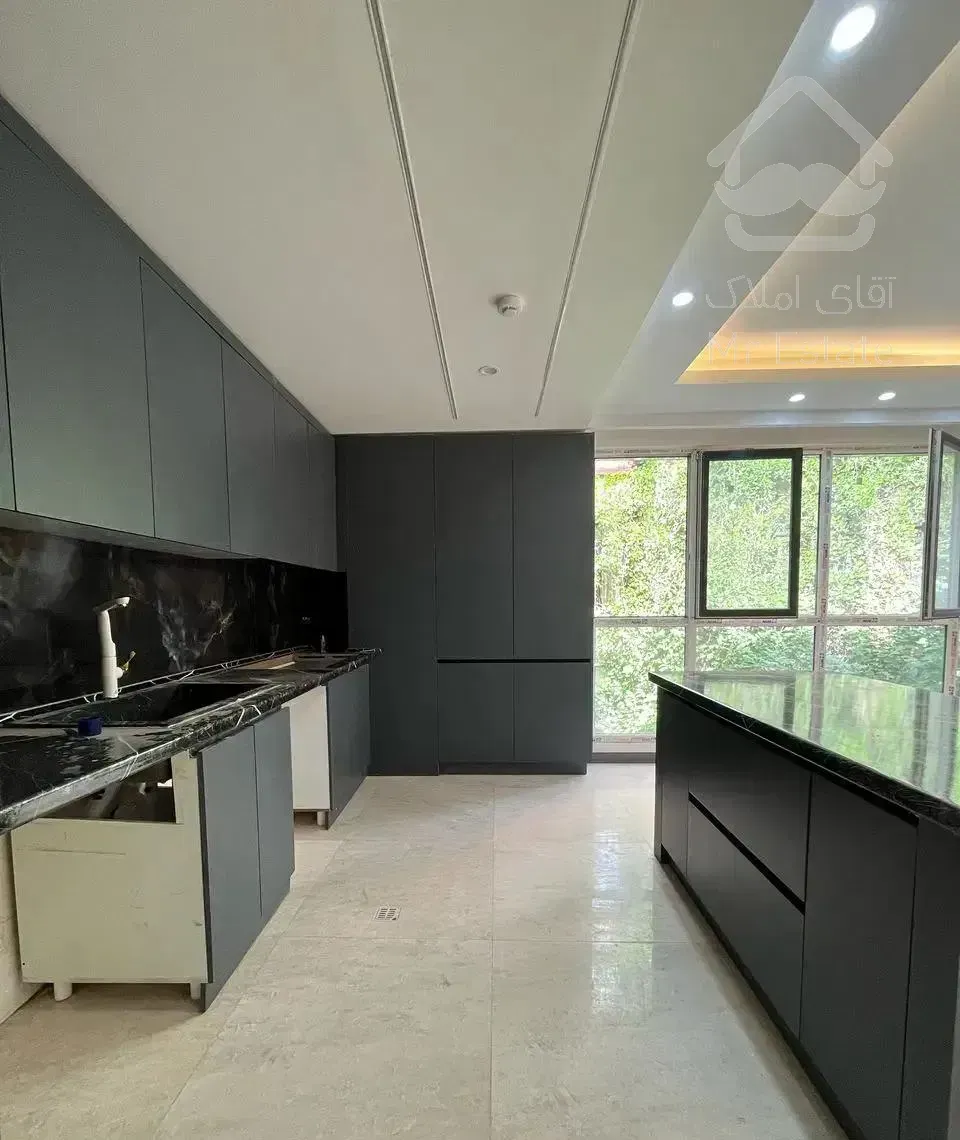 ۱۱۰متر نیاوران / مدرن-کلیدنخورده -عکسهاکاملا واقعی