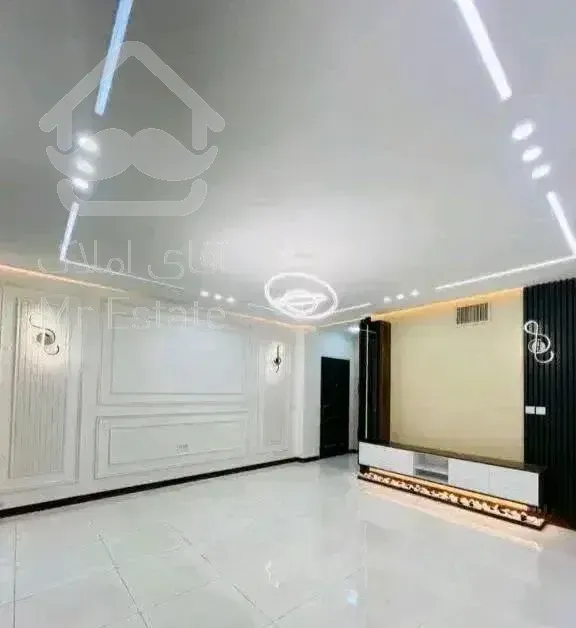۵۱ متر/ فول امکانات/ پارکینگ و انباری سندی