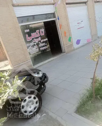 مغازه ۵۶ متر با سرویس  و تقریبا ۱۸ م بالکن