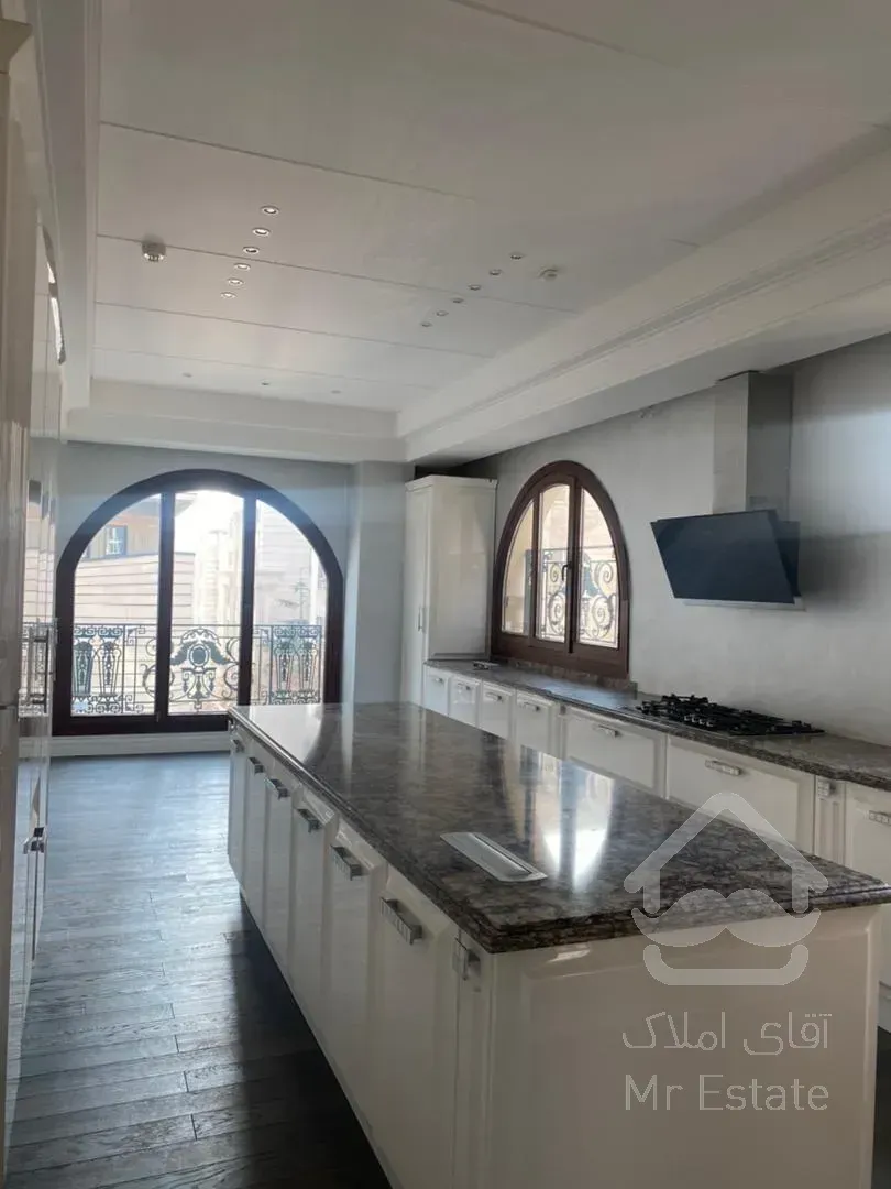 فروش اپارتمان 185 متری زعفرانیه