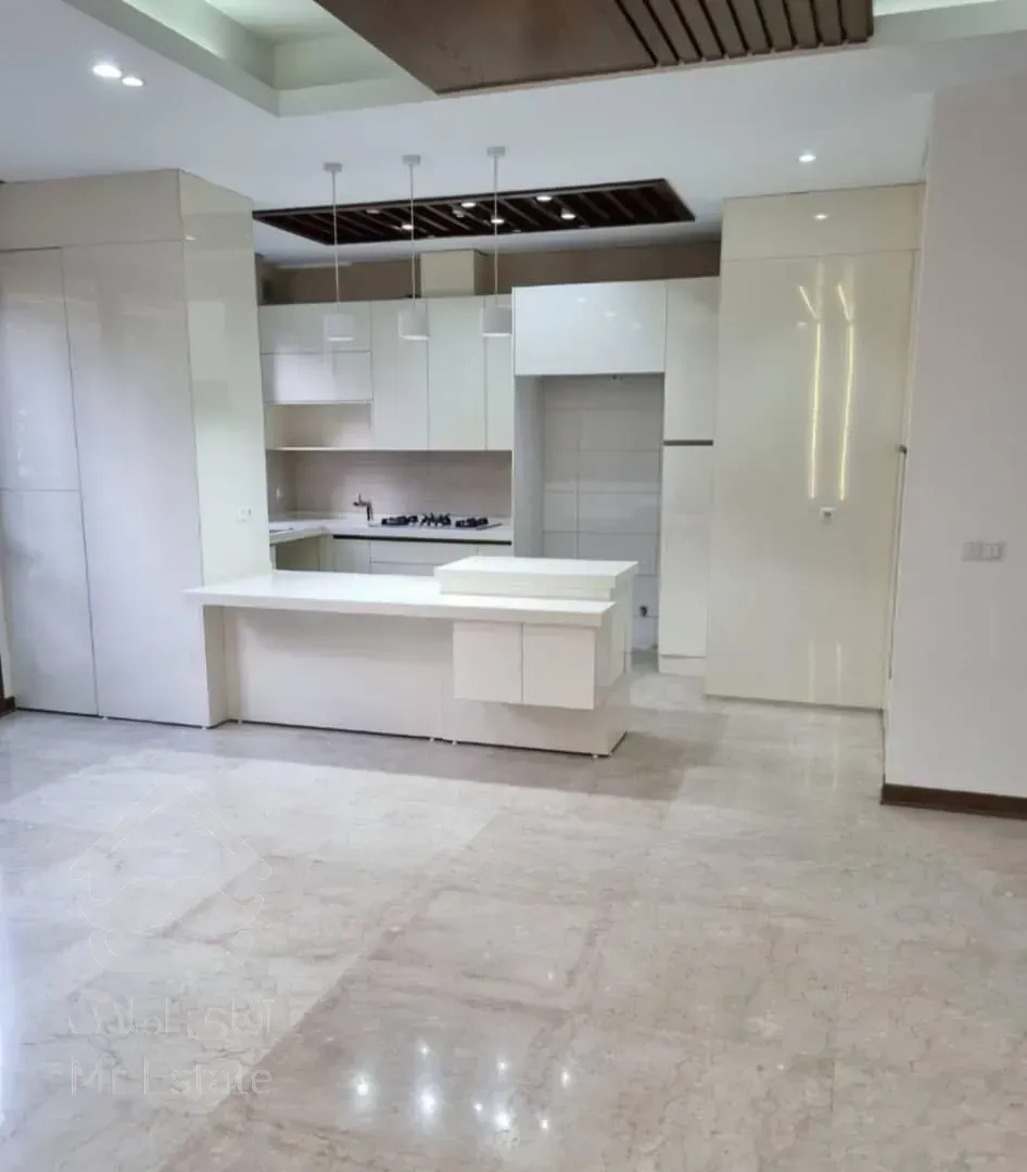 فروش 200 متر پاسداران