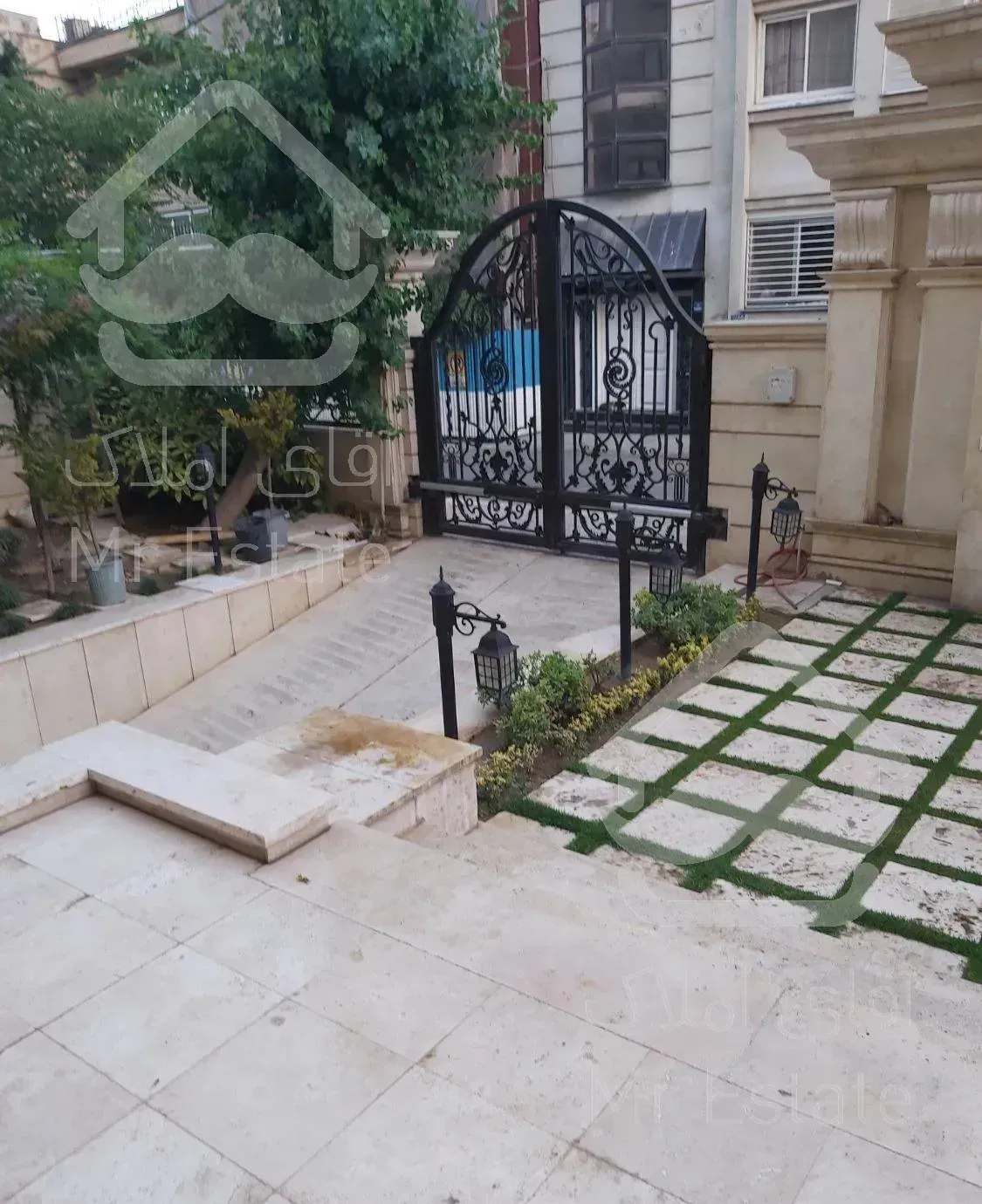 نیاوران ۱۸۵ متر ۳ خواب کلید نخورده