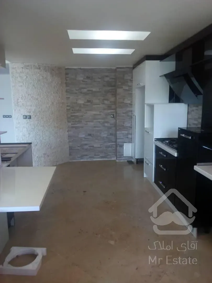 85 متر آپارتمان واقع در صادقیه گلها