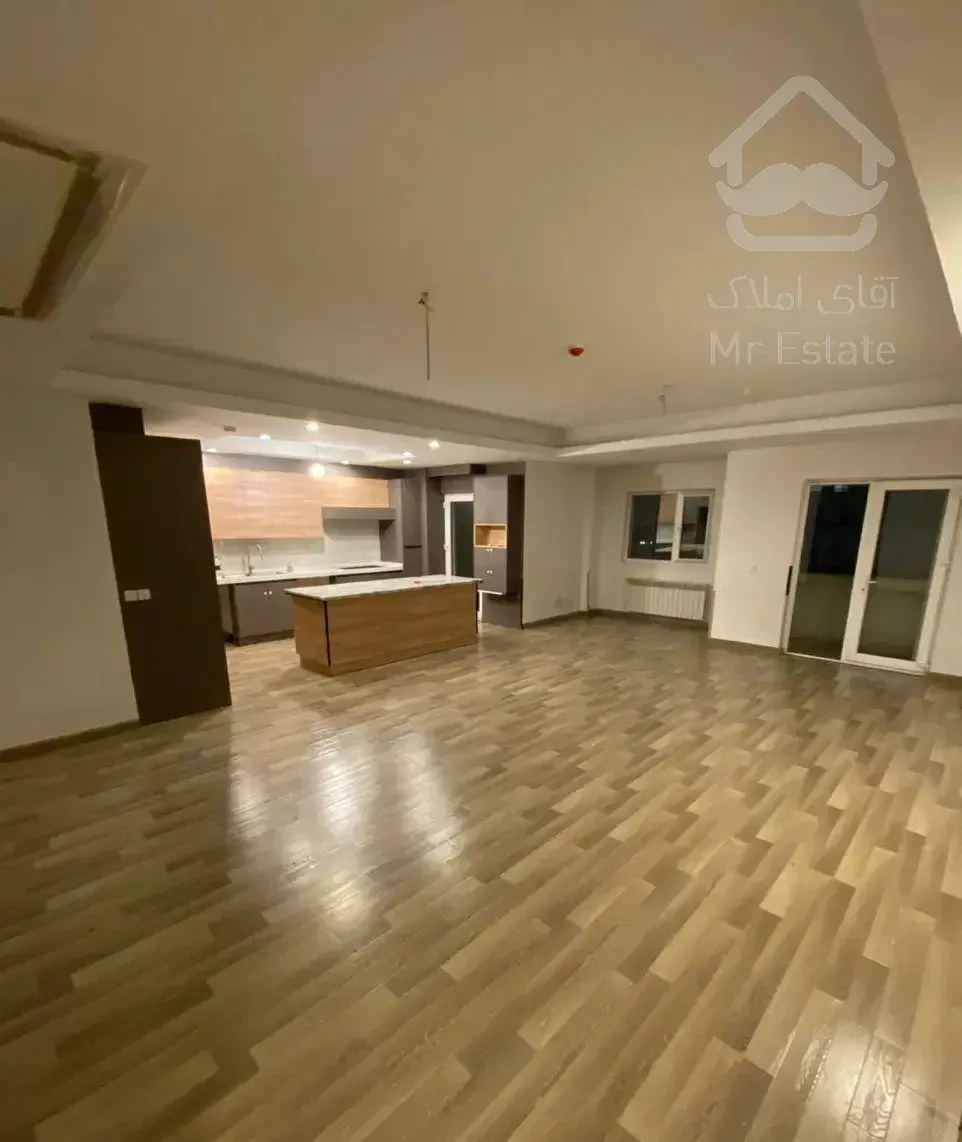 ۱۳۰ متر ویو کامل دریاچه و باملند