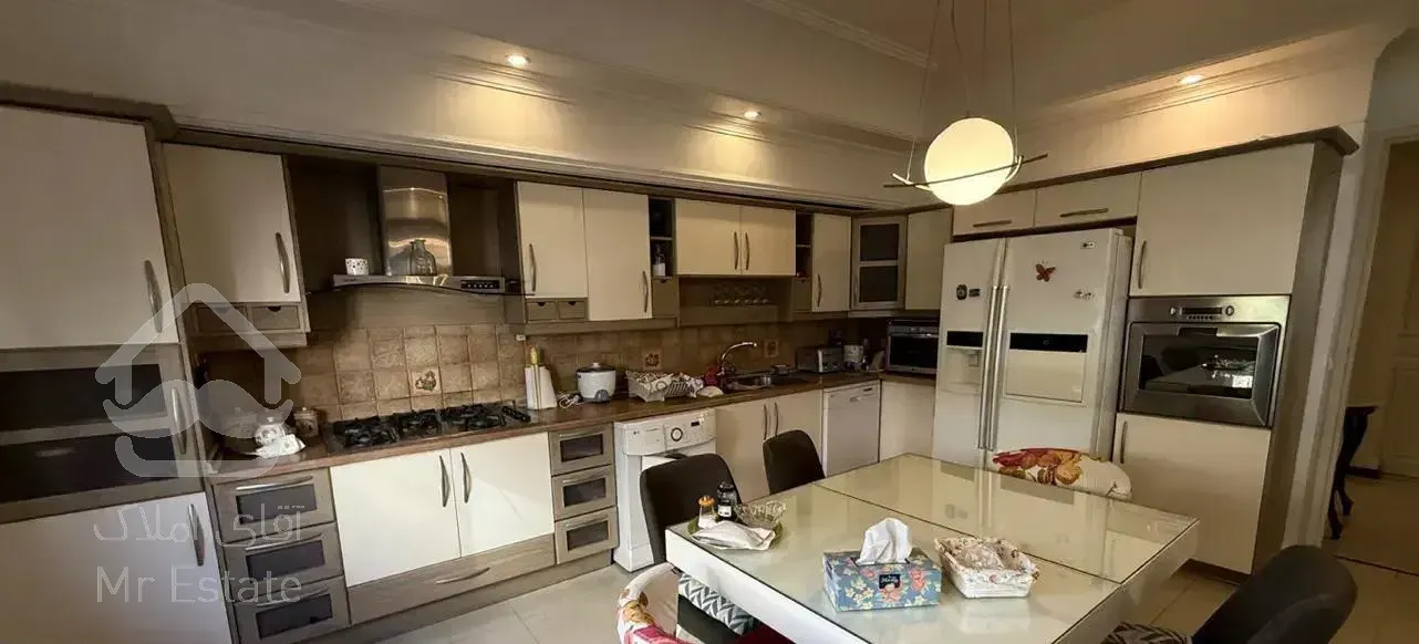 ۲۱۰ متر ۳ خواب تکواحد نفت میرداماد