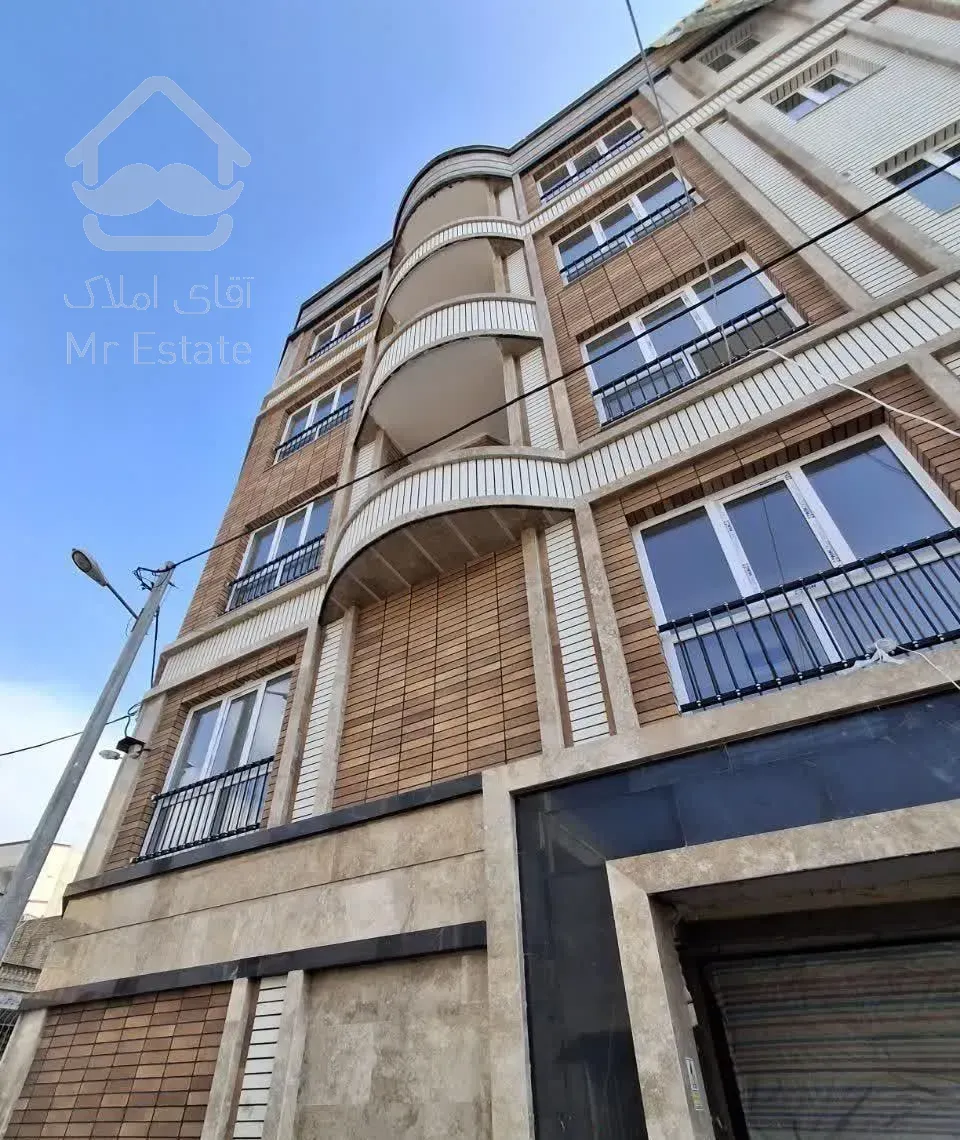 آپارتمان  نوساز شیک /باغ فیض/وام دار