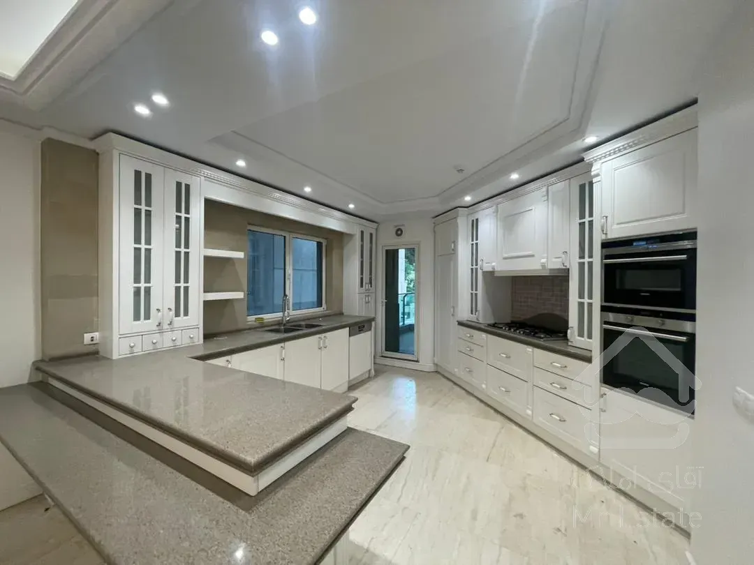 فروش اپارتمان 300 متری محمودیه