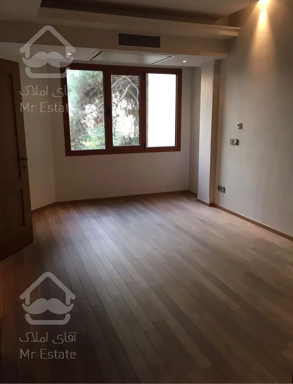 اجاره و رهن آپارتمان جردن 190  متر لوکس