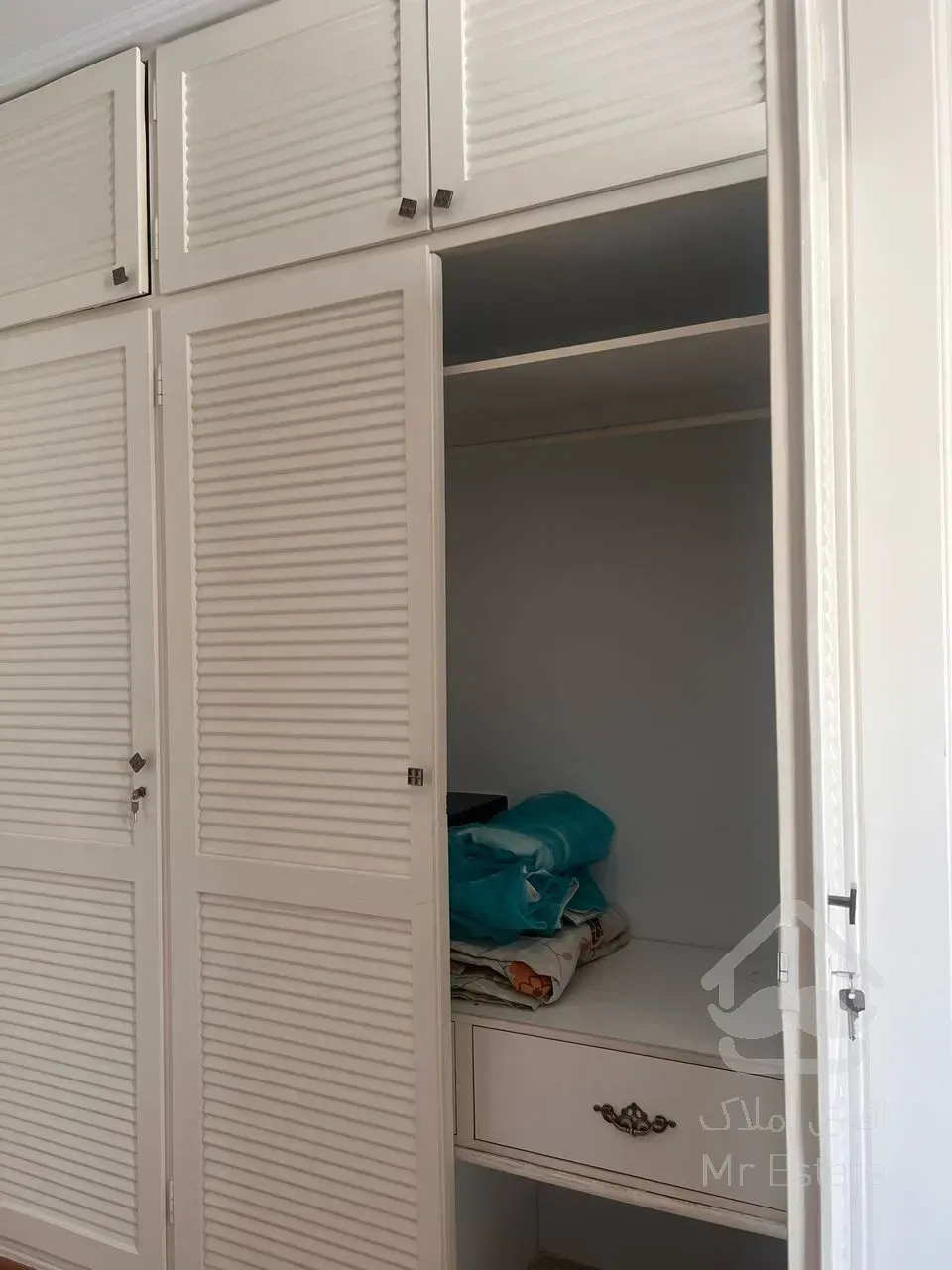 فروش 138 متری پاسداران