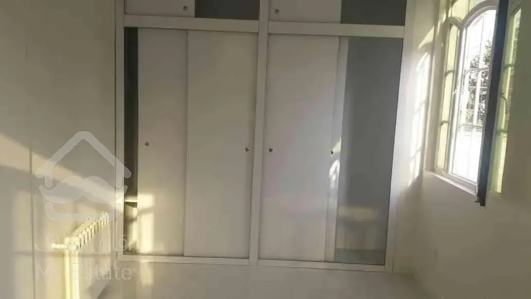 فردوس شرق ۴۹متری