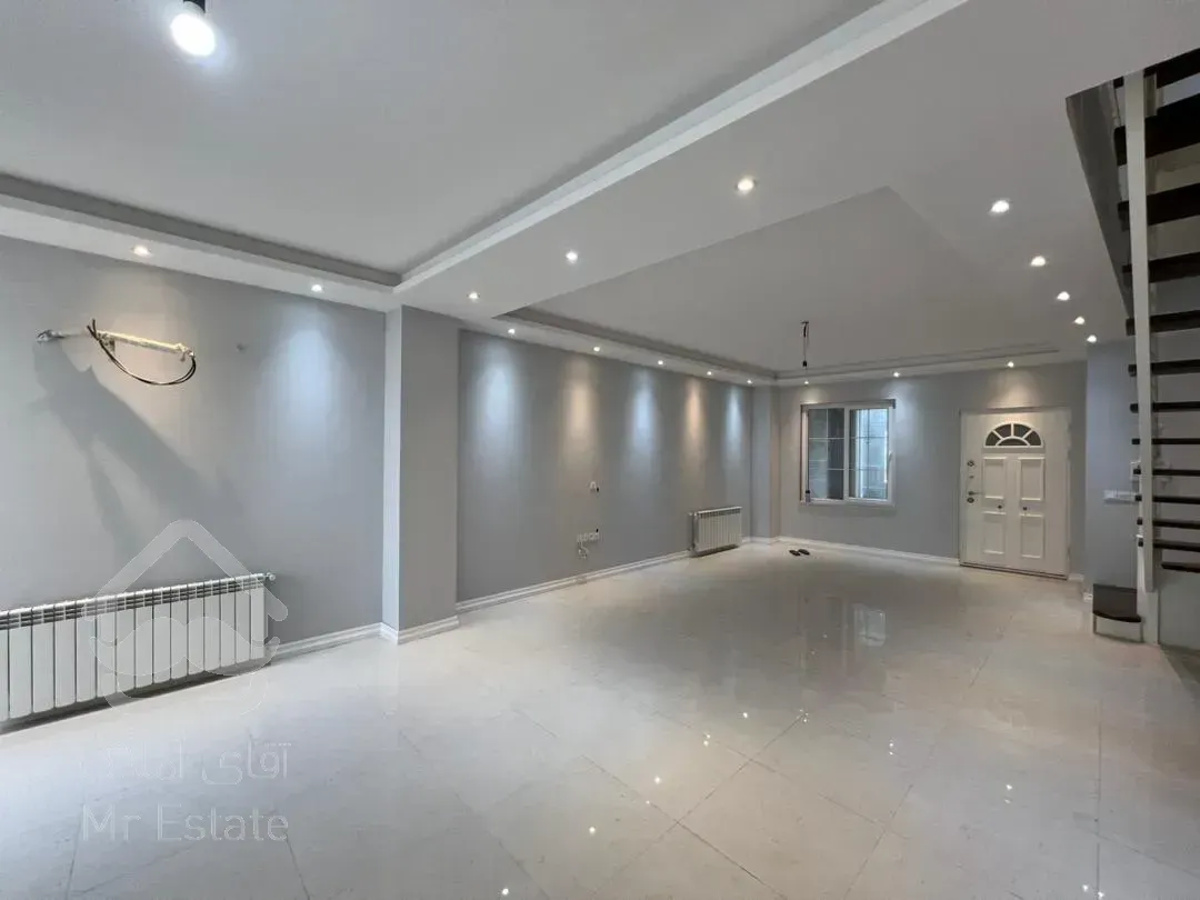 فروش ویلای ۳۱۰ متری تریبلکس سی متری