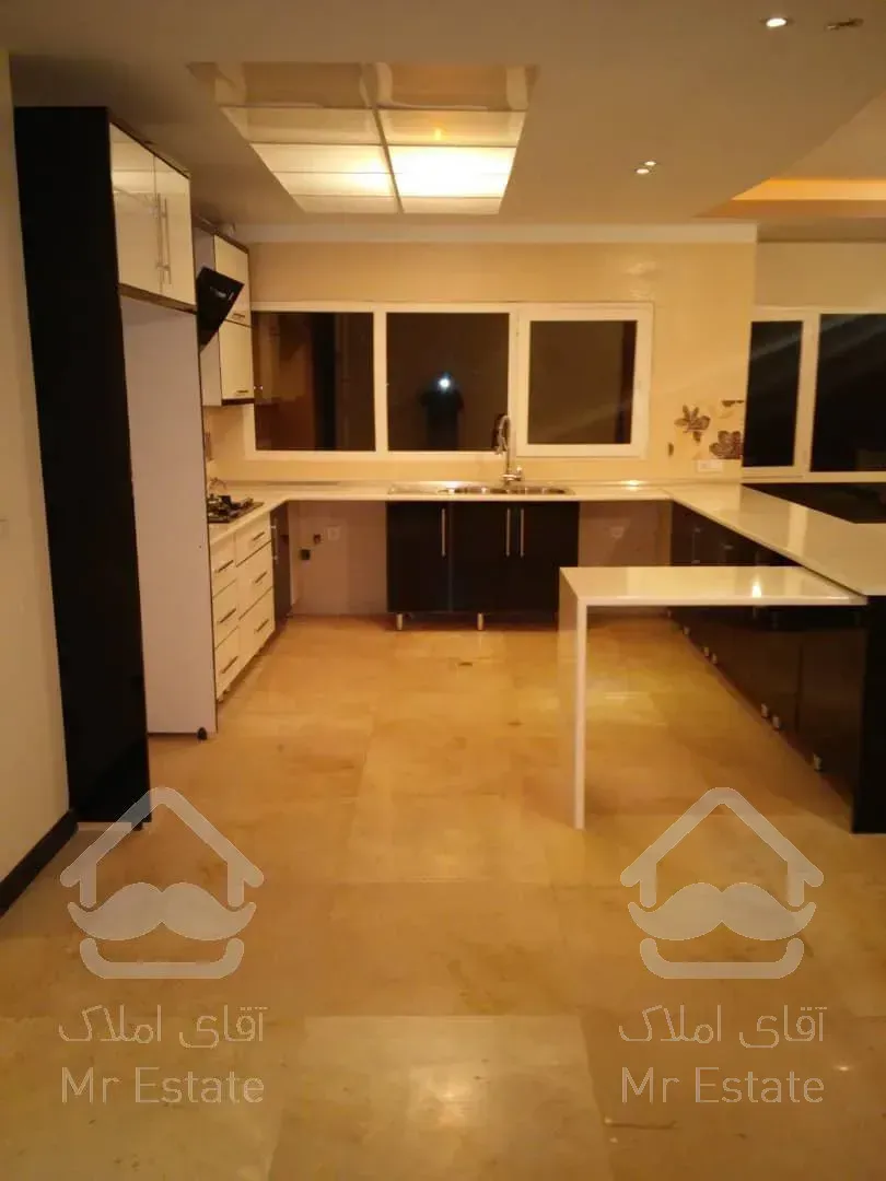 رهن آپارتمان ۱۳۸ متری ۳ خواب سعادت اباد خوش نقشه