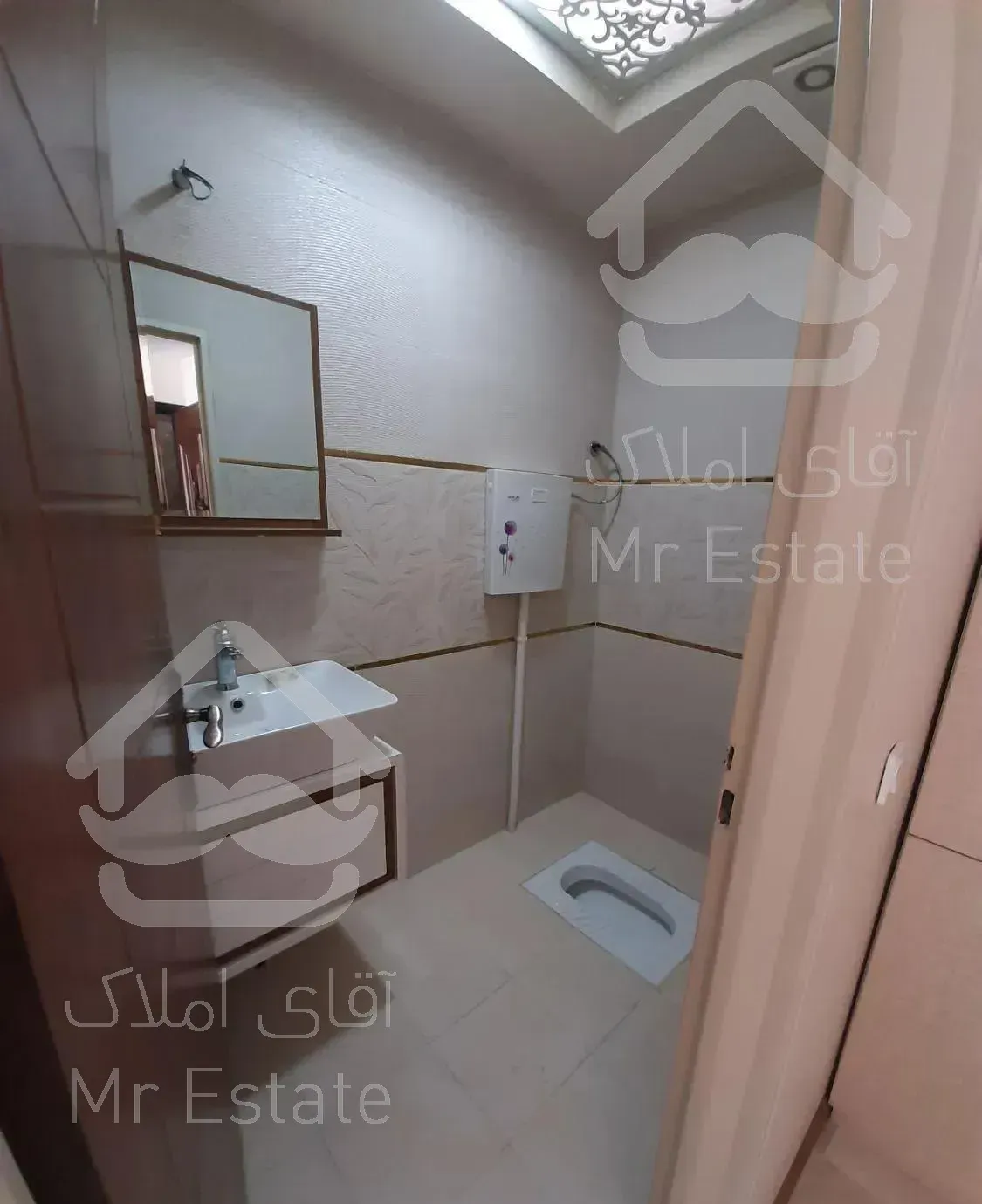 آپارتمان ۱۰۰متر ۲خوابه یکسال ساخت غرق در نور