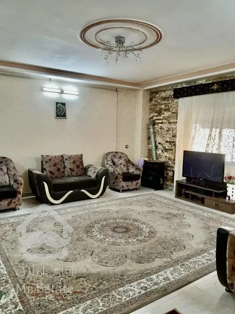 ۷۸ متری دور میدان چاکسر